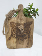 Mango wood Chopping Board (Owl)