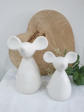 Load image into Gallery viewer, Medium Ceramic Mouse
