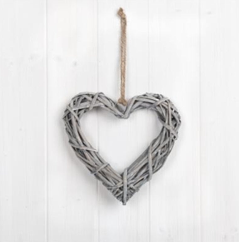 Hanging willow Heart Decoration