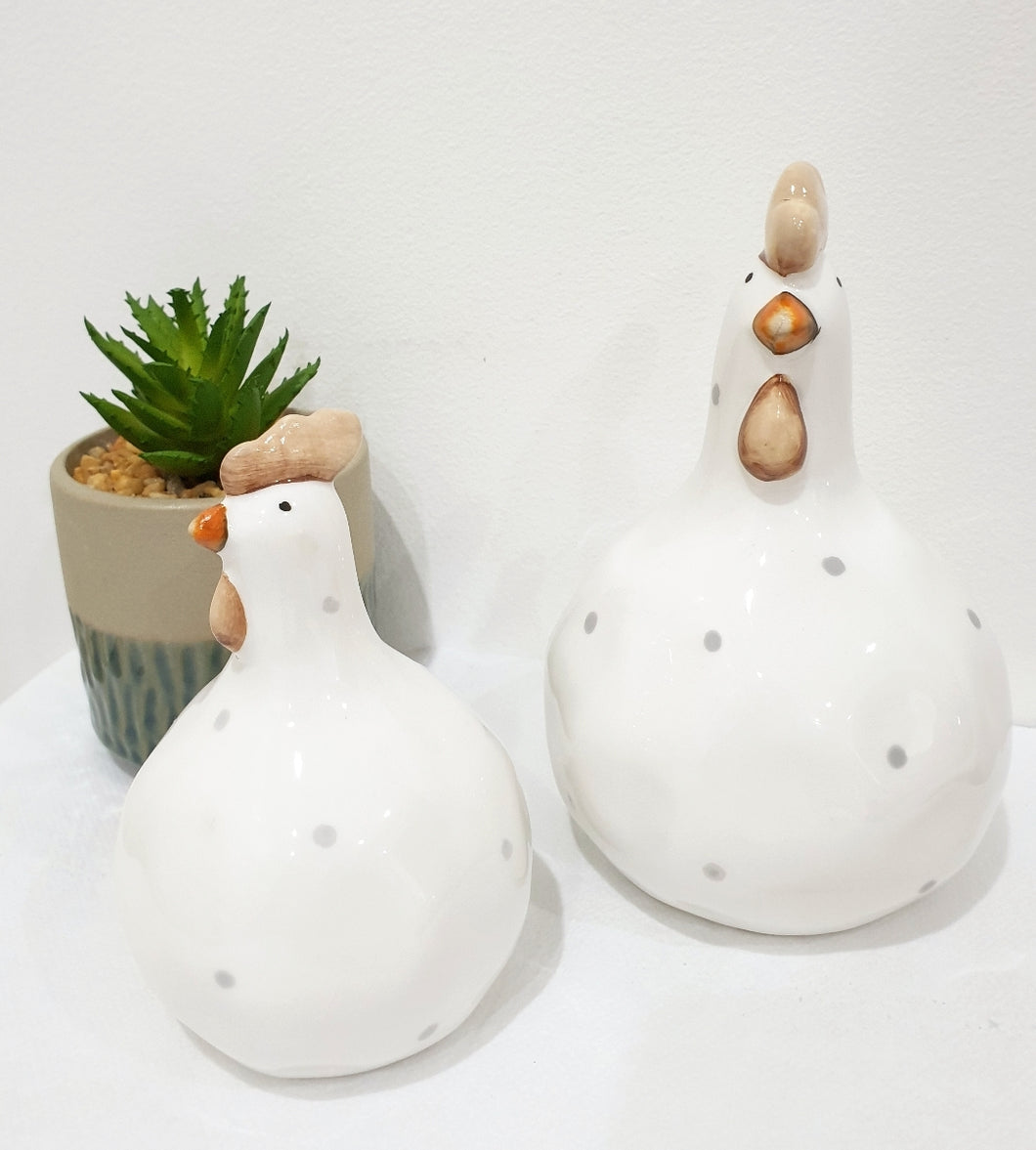 Ceramic Chicken polka Dot (small)