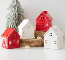 Load image into Gallery viewer, Red Gingerbread House wax burner
