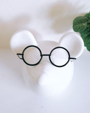 Load image into Gallery viewer, Mouse with Glasses

